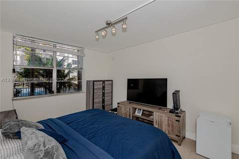 492 NW 165th St Rd C112, Miami FL - photo 15 of 32