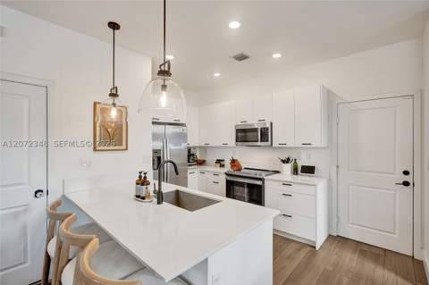 8166 NW 42nd St, Doral FL - photo 8 of 109