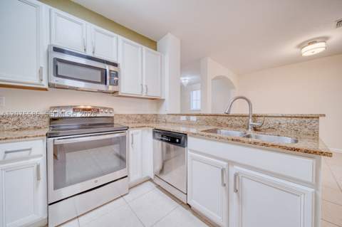 14053 SW 270th Ter, Homestead FL - photo 16 of 48