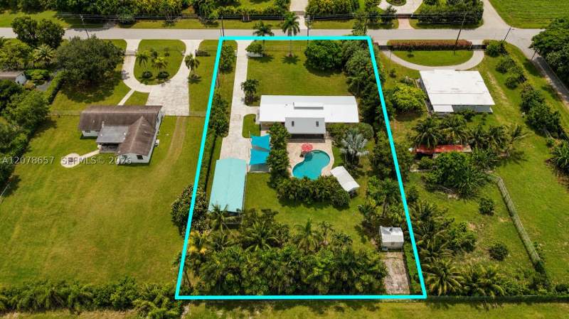 3 bedroom SingleFamilyResidence at 19345 SW 312th St, Redland, Homestead — photo 5