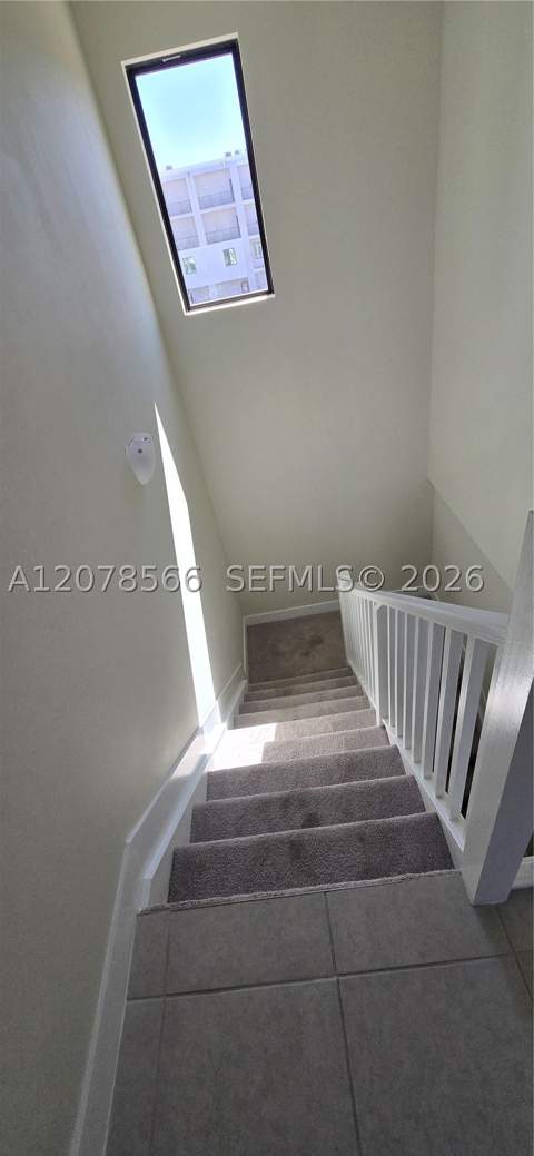 4242 NW 82nd Ave, Doral FL - photo 11 of 43