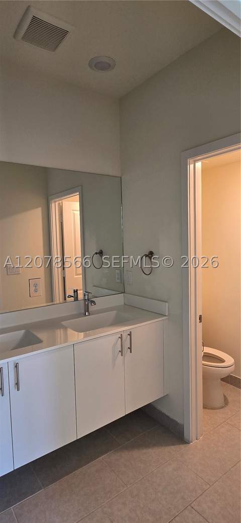 4242 NW 82nd Ave, Doral FL - photo 16 of 43