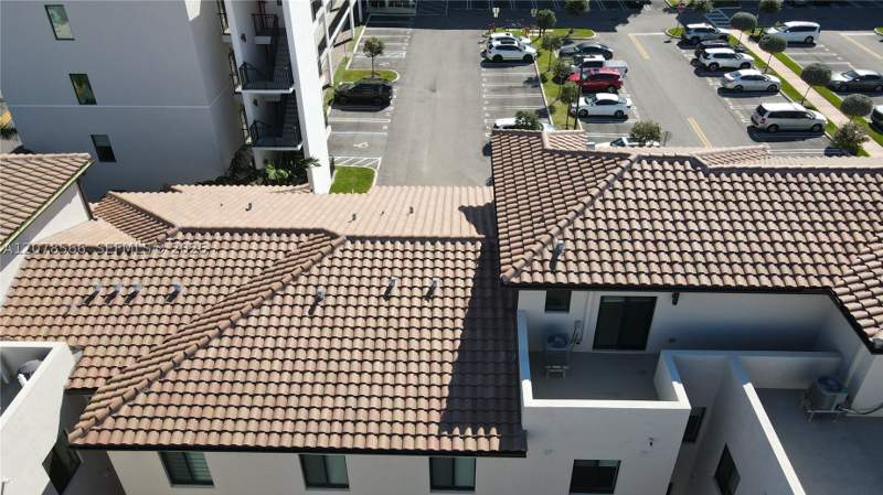 3 bedroom Townhouse at 4242 NW 82nd Ave, Downtown Doral South Phas, Doral — photo 4