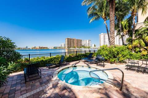 17145 N Bay Rd 4311, Sunny Isles Beach FL - photo 24 of 34
