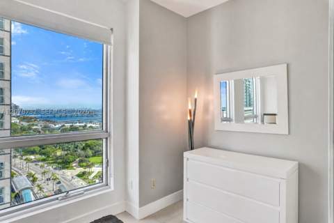 300 S Biscayne Blvd T-1816, Miami FL - photo 19 of 40