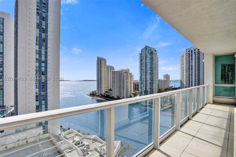 2 bedroom Condominium at 300 S Biscayne Blvd T-1816, Met 1 Condo, Miami — photo 4
