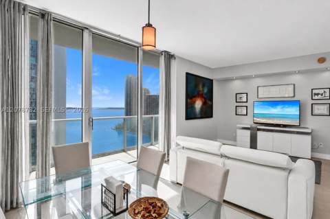 300 S Biscayne Blvd T-1816, Miami FL - photo 6 of 40