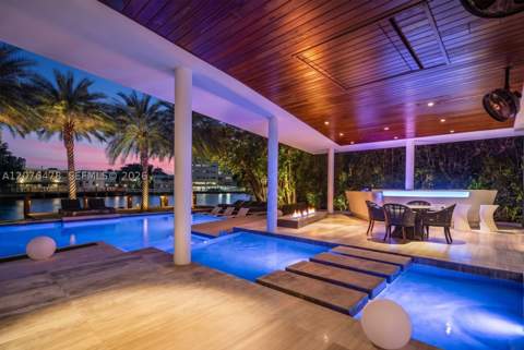 528 Lakeview Ct, Miami Beach FL - photo 23 of 62