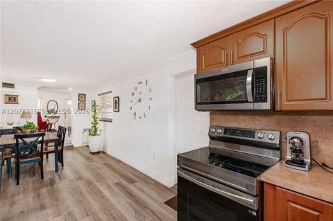 359 W 35th St, Hialeah FL - photo 14 of 34