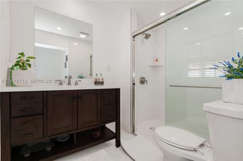359 W 35th St, Hialeah FL - photo 23 of 34