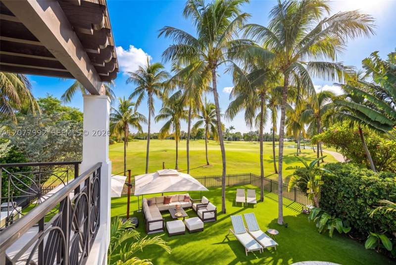 5 bedroom SingleFamilyResidence at 5170 La Gorce Dr, Beach View Sub, Miami Beach — photo 3