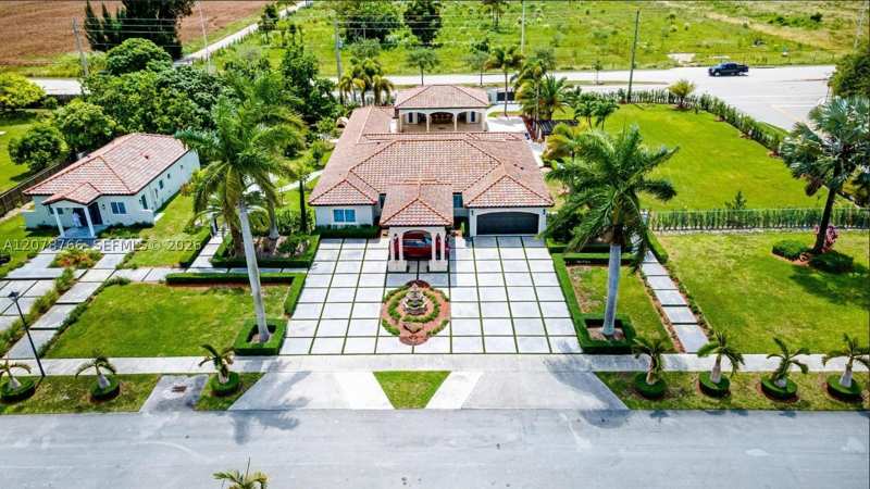 4 bedroom SingleFamilyResidence at 17122 SW 156th Ct, Kessler Grove Sec 4, Miami — photo 1