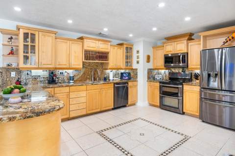 17122 SW 156th Ct, Miami FL - photo 20 of 66