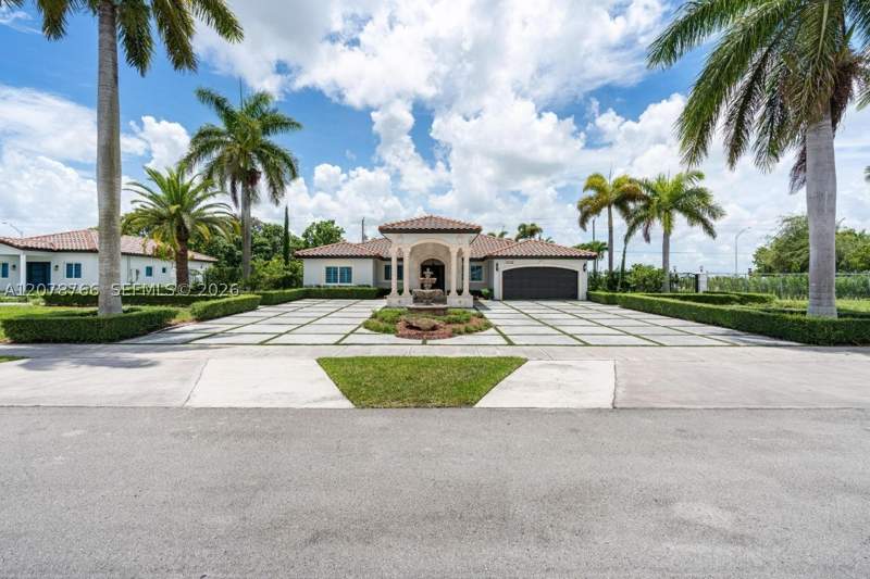 4 bedroom SingleFamilyResidence at 17122 SW 156th Ct, Kessler Grove Sec 4, Miami — photo 3