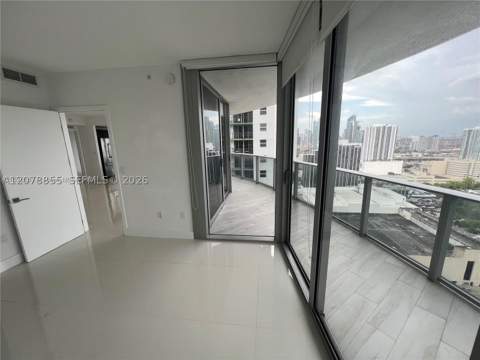 488 NE 18th St 3100, Miami FL - photo 12 of 28