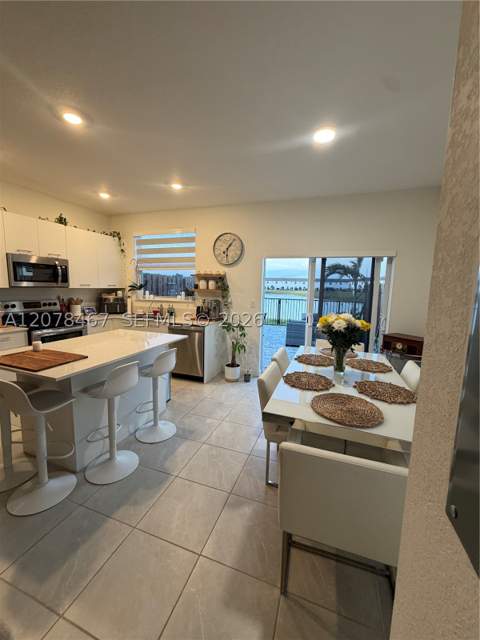 2371 NW 122nd Ter, Miami FL - photo 7 of 34