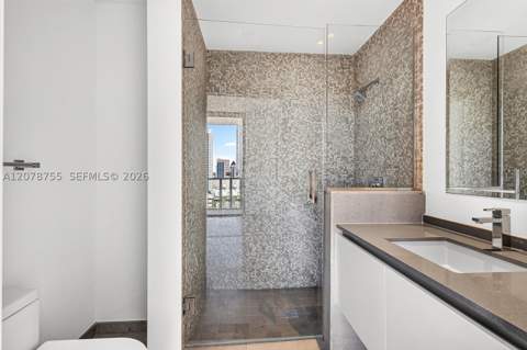 88 SW 7th St 1511, Miami FL - photo 16 of 40