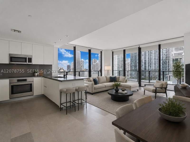 2 bedroom Condominium at 88 SW 7th St 1511, Rise Condo, Miami — photo 3