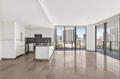 88 SW 7th St 1511, Miami FL - photo 6 of 40