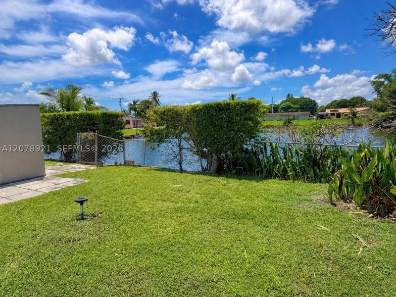 4 bedroom SingleFamilyResidence at 1820 NW 172nd Ter, Sunny Lake Ests 1st Addn, Miami Gardens — photo 3