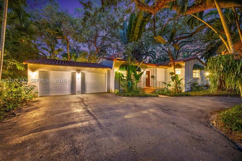 3 bedroom SingleFamilyResidence at 5111 Maggiore St, C Gab Riviera Sec Pt 2 Re, Coral Gables — photo 1