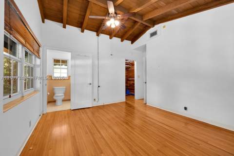 5111 Maggiore St, Coral Gables FL - photo 19 of 37