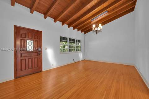 5111 Maggiore St, Coral Gables FL - photo 6 of 37