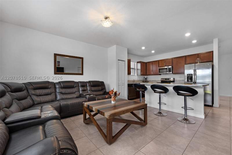 4 bedroom SingleFamilyResidence at 2475 SE 1st St, Kingman Commons, Homestead — photo 5