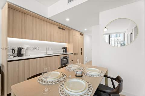 225 N Miami Ave 1003, Miami FL - photo 9 of 22