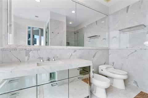 17475 Collins Ave 2203, Sunny Isles Beach FL - photo 23 of 59