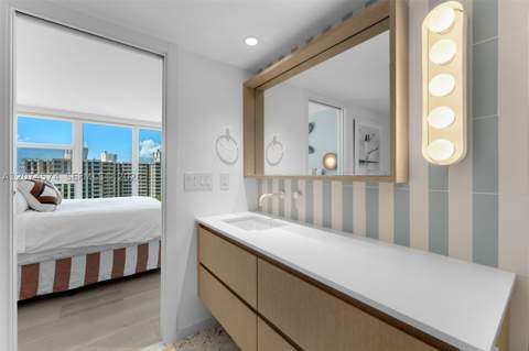 881 Ocean Dr 10A, Key Biscayne FL - photo 21 of 32