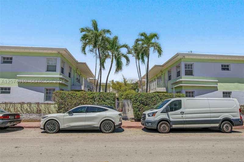 2 bedroom Condominium at 915 8th St 102, Jefferson Court Condo, Miami Beach — photo 1