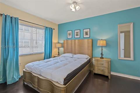 915 8th St 102, Miami Beach FL - photo 14 of 24
