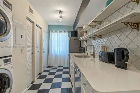 915 8th St 102, Miami Beach FL - photo 7 of 24