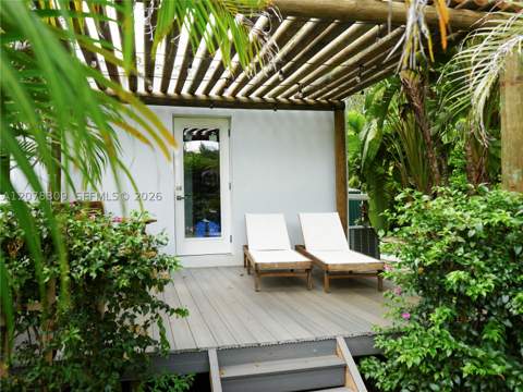 12015 NE 10 Ave, Biscayne Park FL - photo 22 of 45