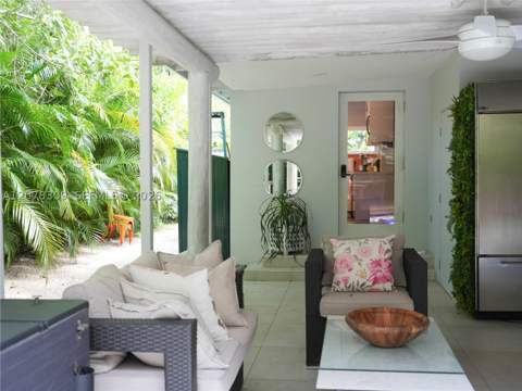 12015 NE 10 Ave, Biscayne Park FL - photo 24 of 45