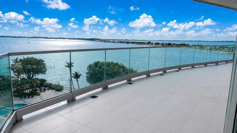 2 bedroom Condominium at 175 SE 25th rd 504, Una Residences, Miami — photo 2