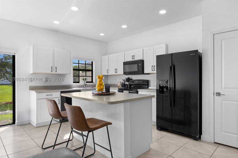 3 bedroom Townhouse at 757 SW 11th St, Regal Palm Subdivision, Florida City — photo 5