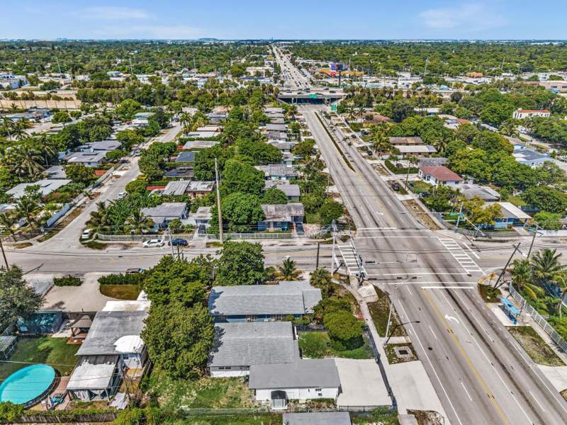 3 bedroom SingleFamilyResidence at 446 NW 119th Street, Almendares, Miami — photo 5