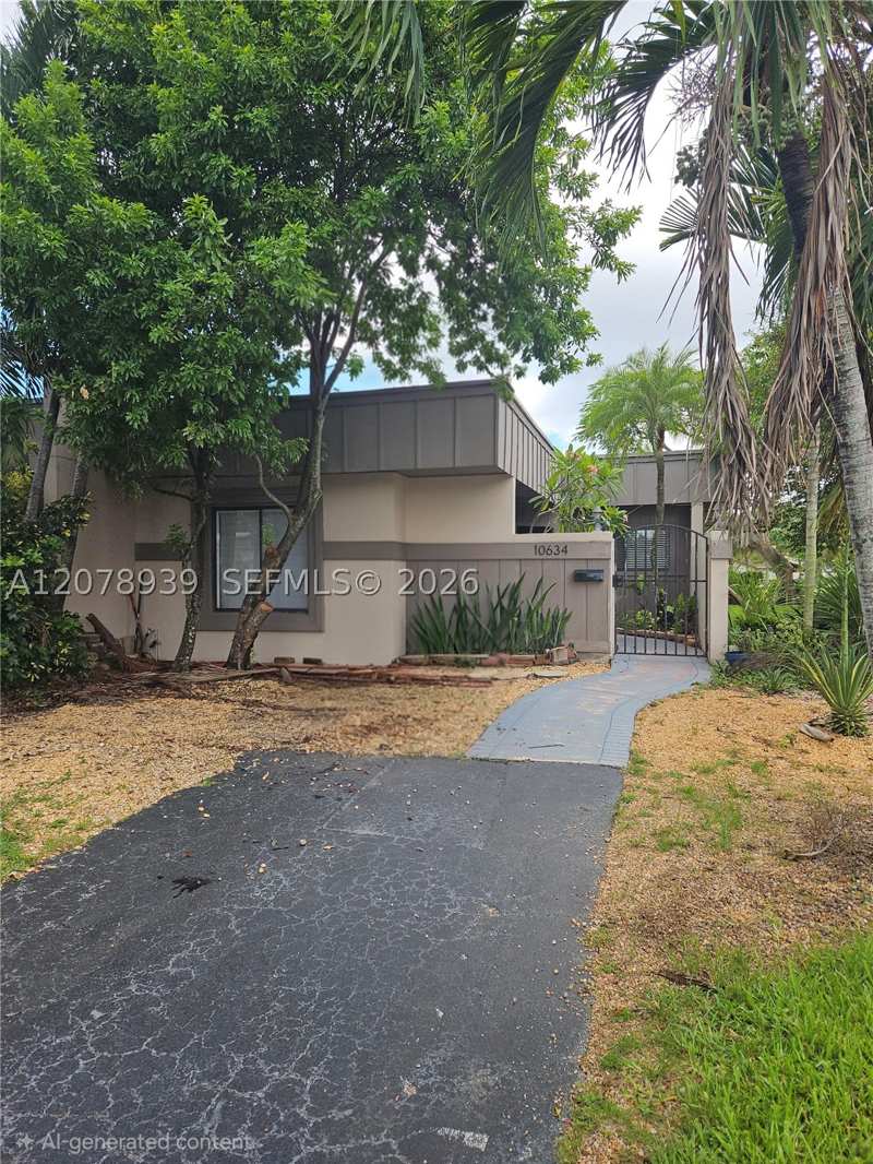 2 bedroom Townhouse at 10634 SW 75th Ln, Creekside Villas Sec1, Miami — photo 1
