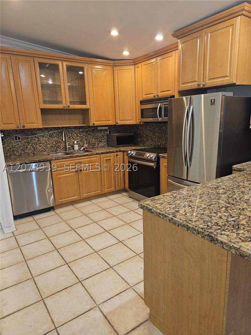 2 bedroom Townhouse at 10634 SW 75th Ln, Creekside Villas Sec1, Miami — photo 3