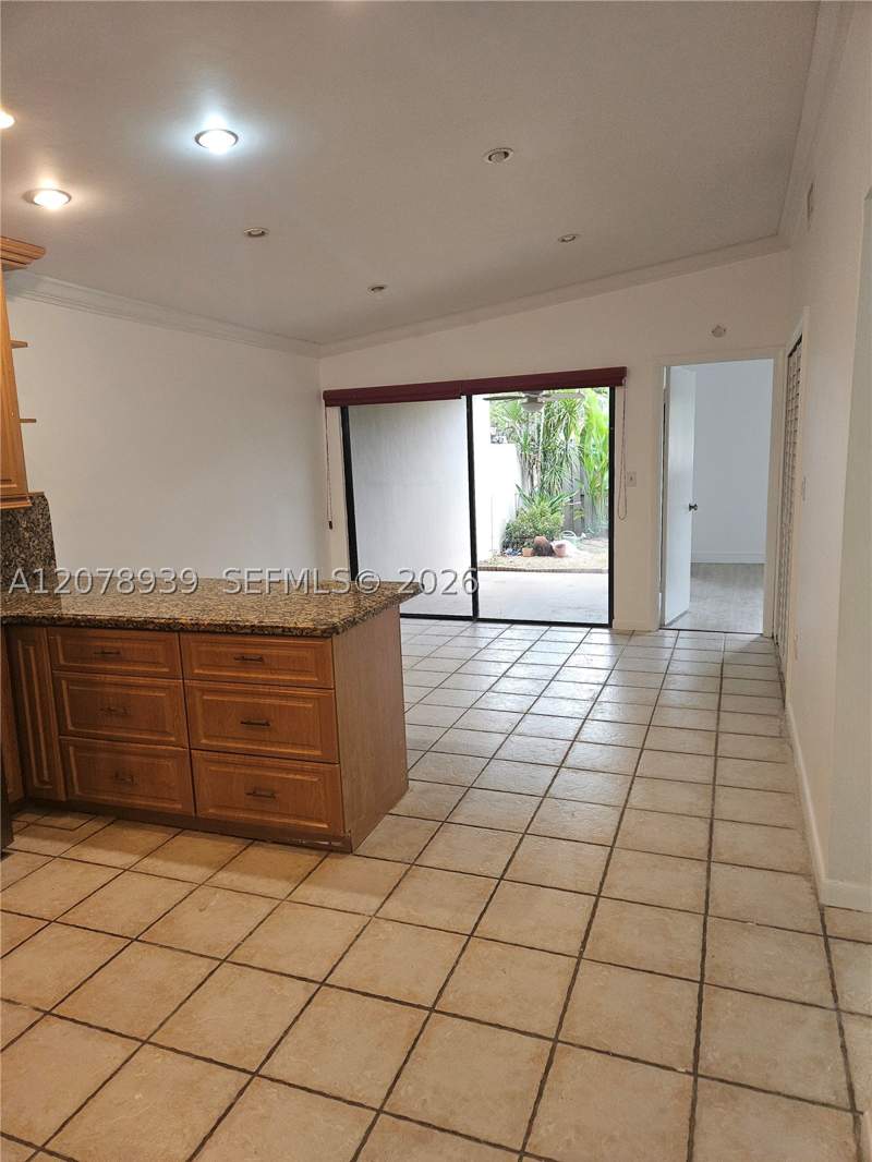 2 bedroom Townhouse at 10634 SW 75th Ln, Creekside Villas Sec1, Miami — photo 5