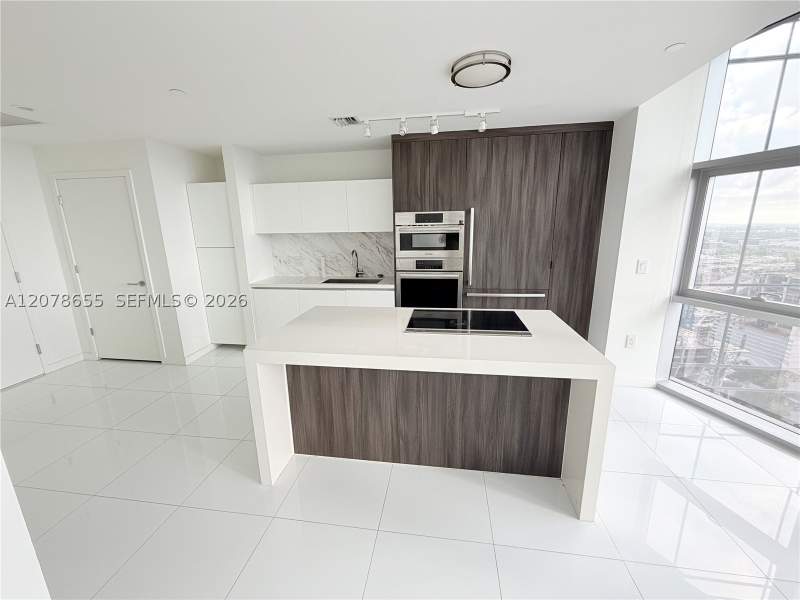 1 bedroom Condominium at 851 NE 1st Ave 3202, Paramount Miami World, Miami — photo 5