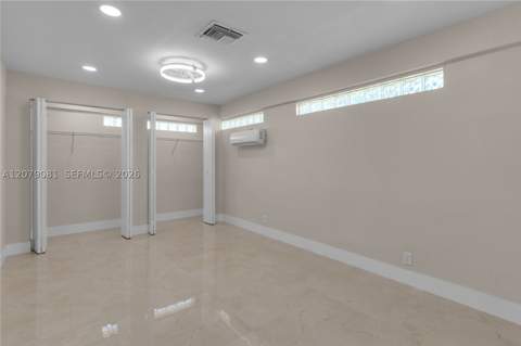 378 SW 6th St, Florida City FL - photo 17 of 36