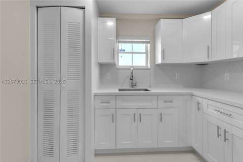 378 SW 6th St, Florida City FL - photo 23 of 36