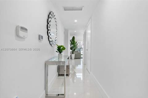41 SE 5th St 1111, Miami FL - photo 13 of 46