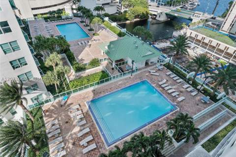 41 SE 5th St 1111, Miami FL - photo 17 of 46