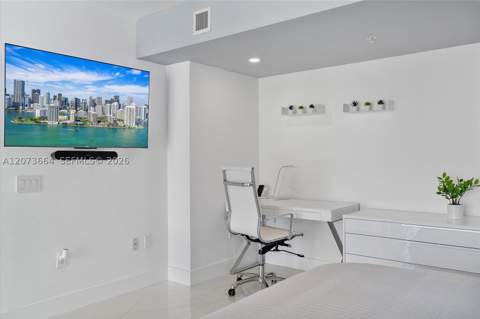 41 SE 5th St 1111, Miami FL - photo 21 of 46