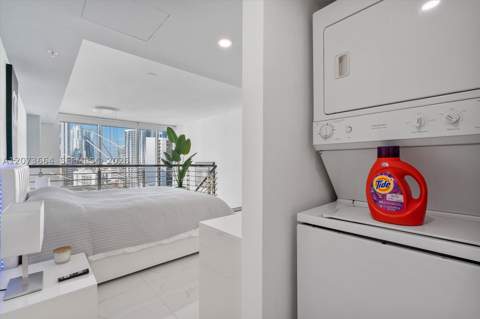 41 SE 5th St 1111, Miami FL - photo 22 of 46