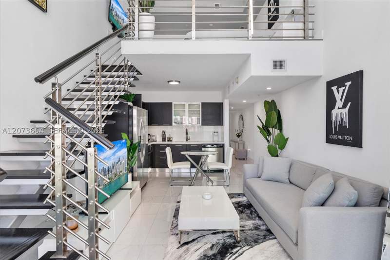 1 bedroom Condominium at 41 SE 5th St 1111, Brickell On The River S T, Miami — photo 5